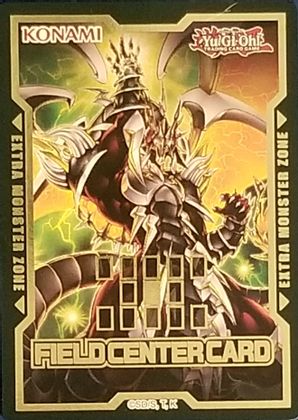 Carte de centre de terrain : Dragon Armé Tonnerre LV10 Promo