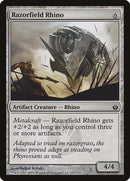 Rhinocéros de Rasoirchamp [Mirrodin Assiégé]