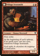 Forgeron du village // Crocdéfer [Innistrad]