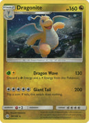 Dragonite (96/149) (Holo Cósmico) [Sol y Luna: Set Base]