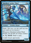 Ladrón etéreo escudado [Aether Revolt]