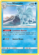 Ninetales de Alola (28/147) (Holográfico Hielo Agrietado) (Exclusivo Mazo Temático) [Sol y Luna: Sombras Ardientes]