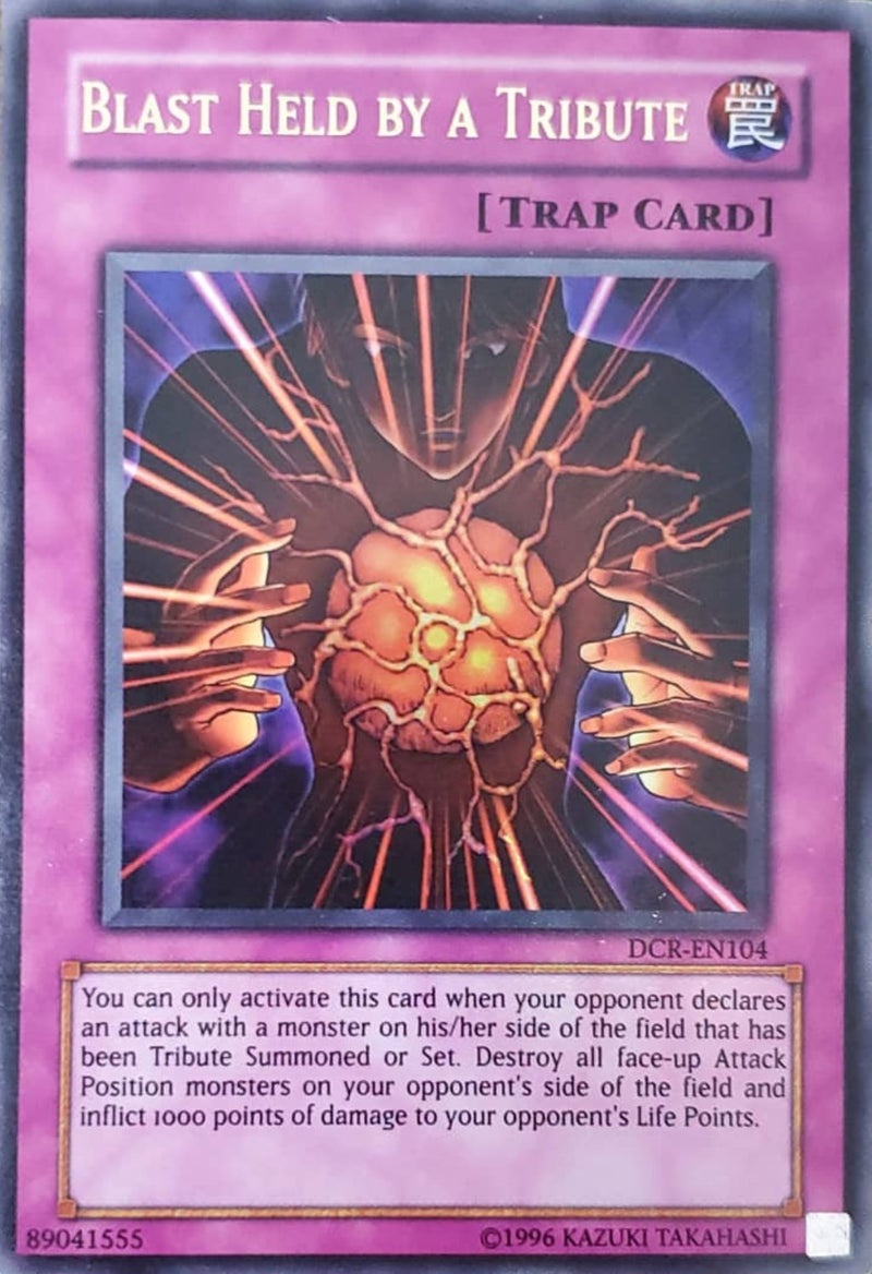 Explosion Retenue par un Hommage [DCR-FR104] Ultra Rare